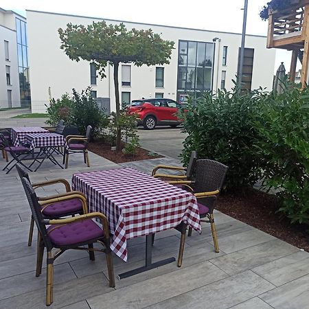 Hotel Gaestehaus Stock Zimmer Wasserfall Friedrichshafen Bagian luar foto