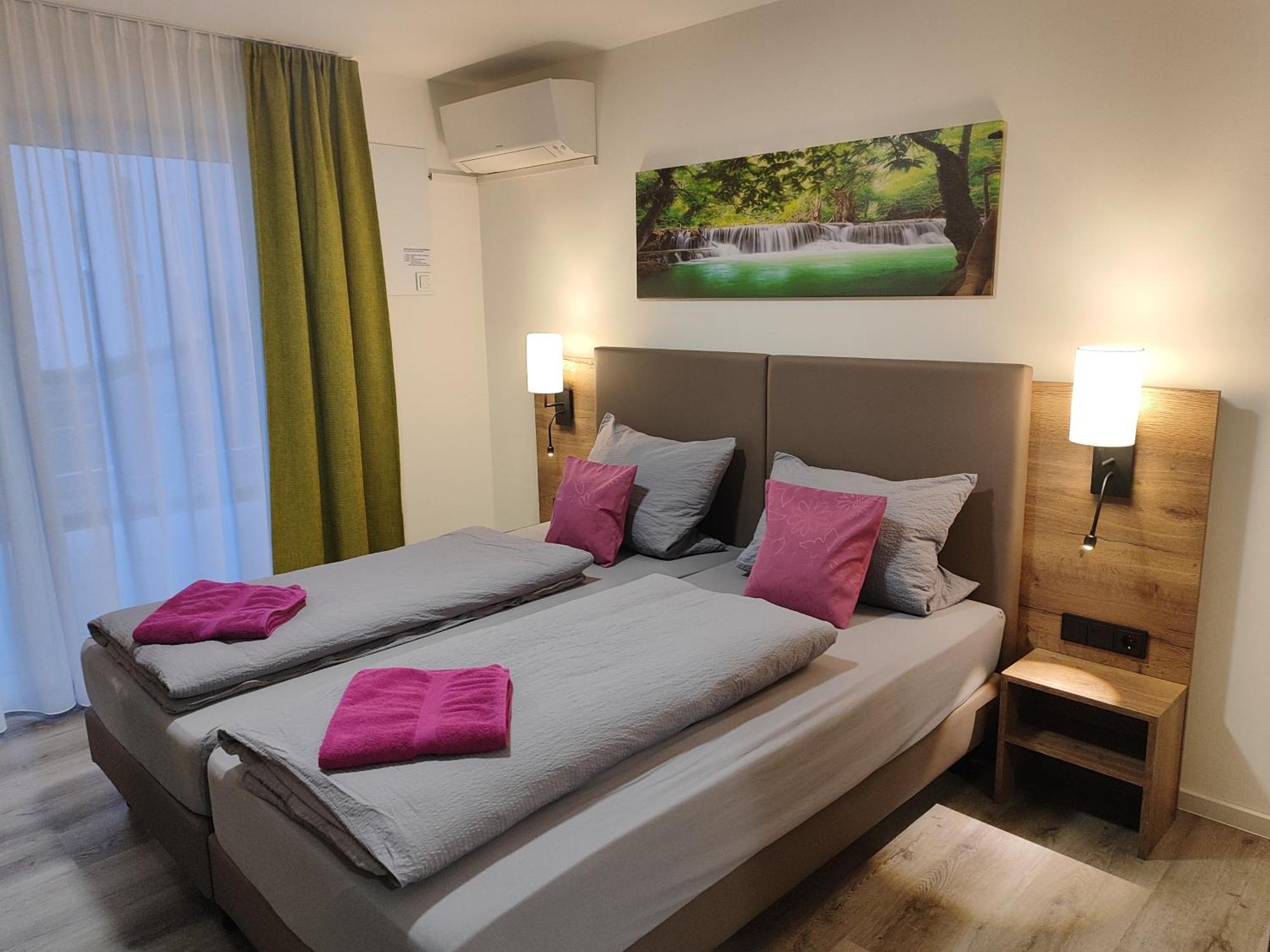 Hotel Gaestehaus Stock Zimmer Wasserfall Friedrichshafen Bagian luar foto